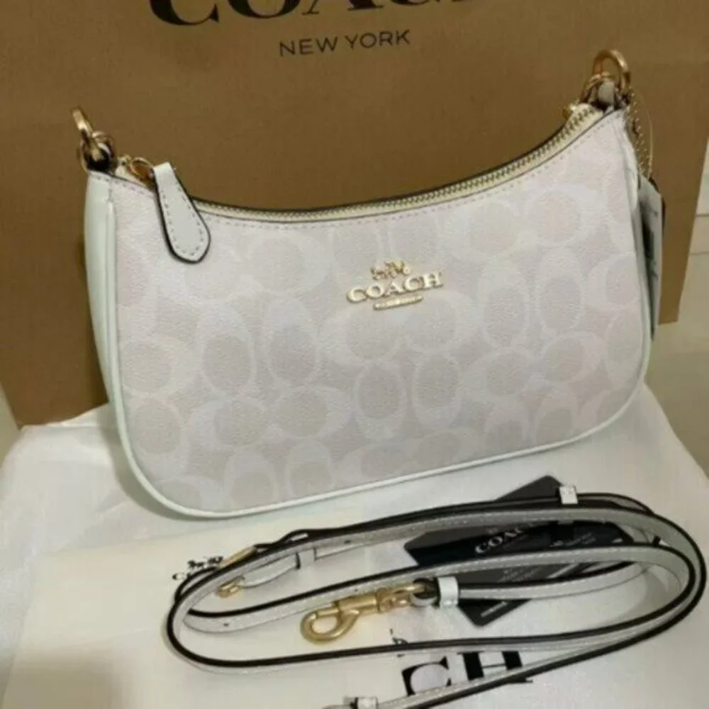 Coach Teri Shoulder Bag In Signature Canvas CA548 - Picture 2 of 11